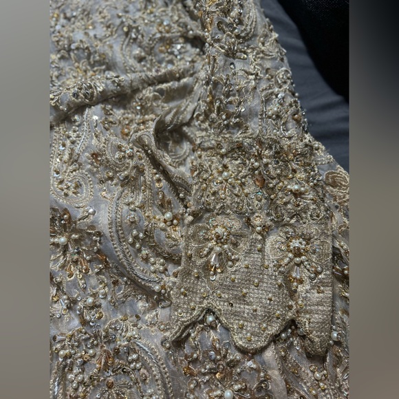 Kanwal Malik (Elegant Gold and White Embellished dress) small size - Picture 9 of 16